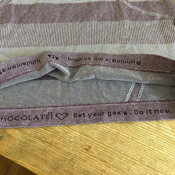 Lululemon Size 6 Purple White Striped Short Sleeve Swiftly Tech Tee Athletic - Picture 6 of 10